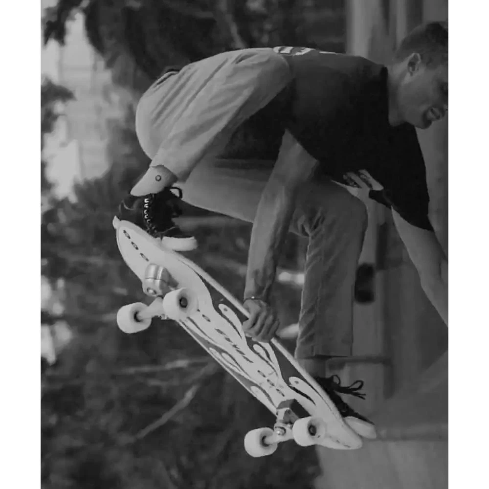 Yow Pukas Plan B 33" Surfskate Cruiser Longboard - Image 8